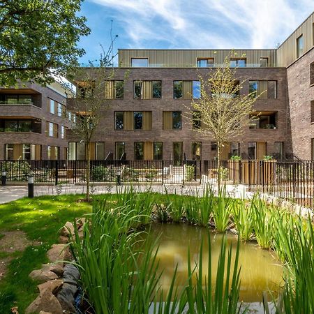 Trendy And Eccentric Flat In Hackney Apartment Londra Exterior foto